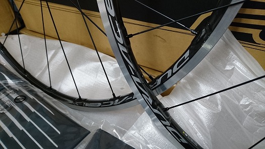 $B%7%^%N%G%e%i%(!<%9(BR9100-C24$B%/%j%s%A%c!<%[%$%k(B(WH-R9100-C24-CL)