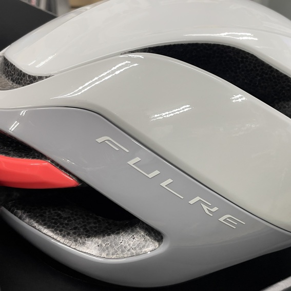 OGK KABUTO FULRE$B!J%U%k%l!K(B $BF~2Y(B $B$$$$0UL#$G(BOGK$B$C$]$/$J$$A0$+$iN.$l$k$h$&$J=w@-E*$J%G%6%$%s(B