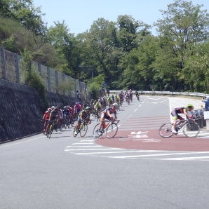 下りからのヘアピンカーブ