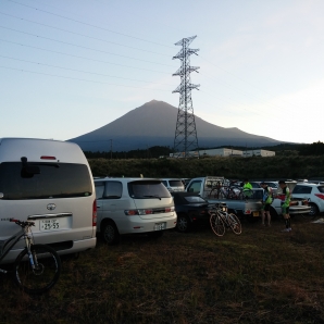 メイン会場駐車場