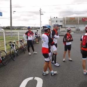 エイド1（東横田セブンイレブン）17.5km地点