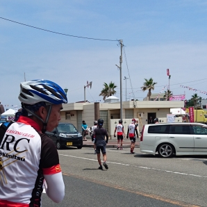 A6 野島崎灯台前広場　132km地点