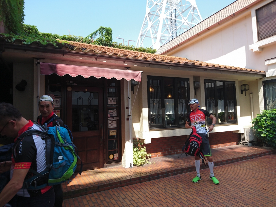 松山駅前　喫茶時計台