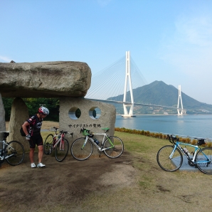 サイクリストの聖地碑