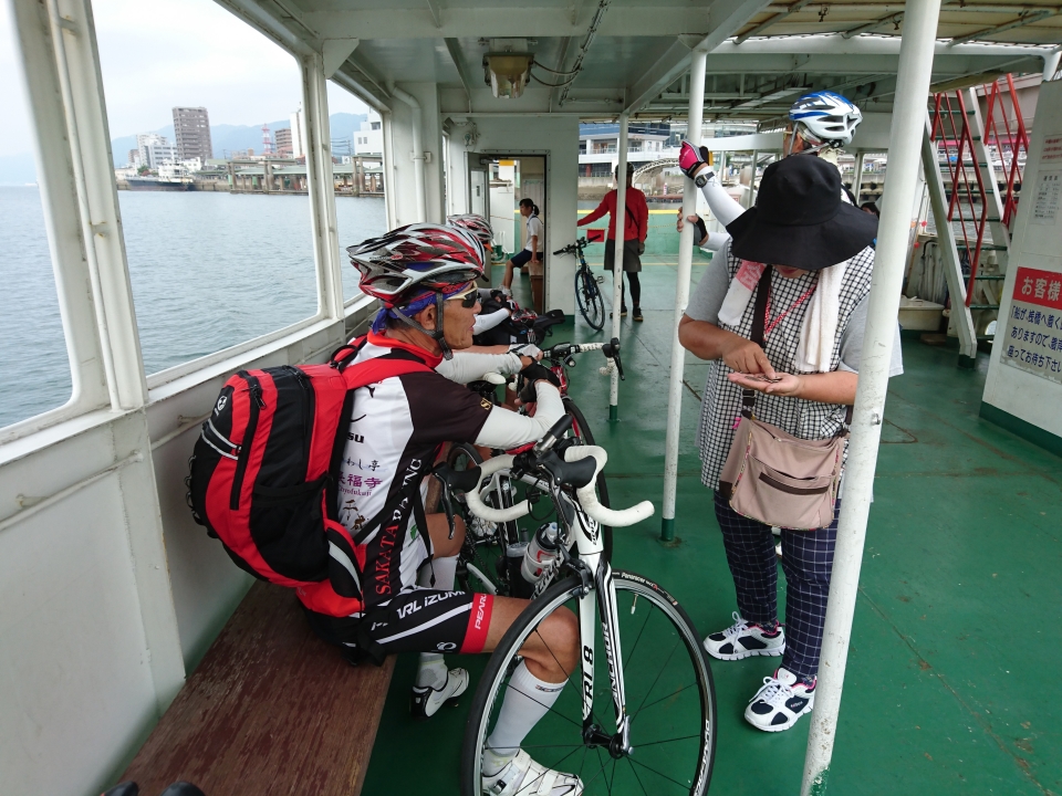 朝の渡船は気持ちいい