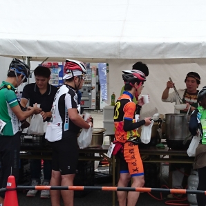 昼食頂きま～す