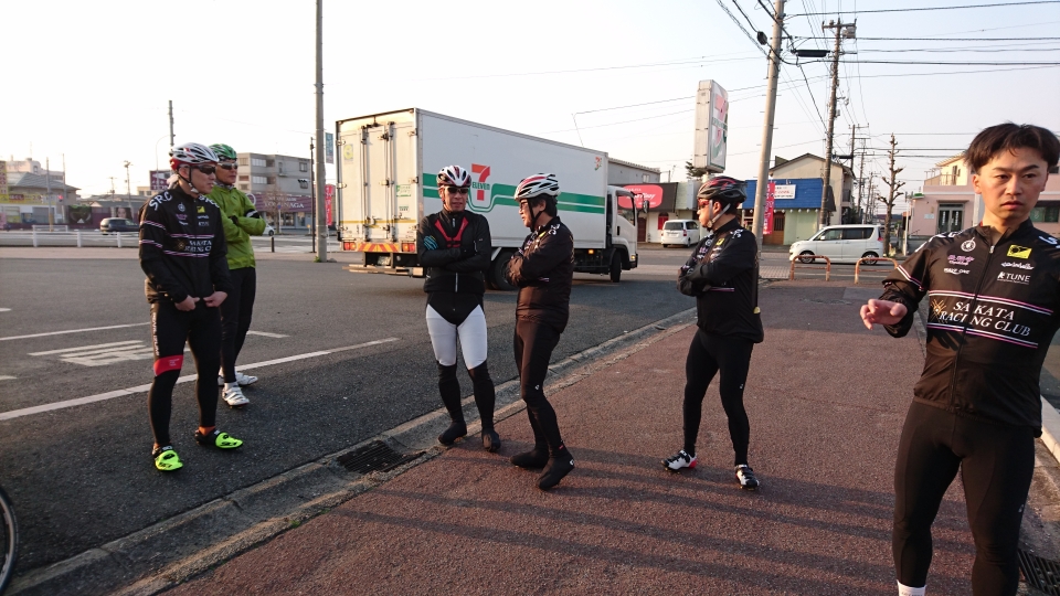 どこでリタイヤするか密談中