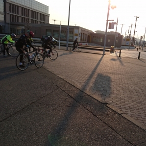 さあ長い一日の始まり