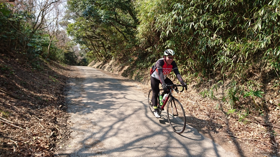 嶺岡林道爆走中の伊藤君