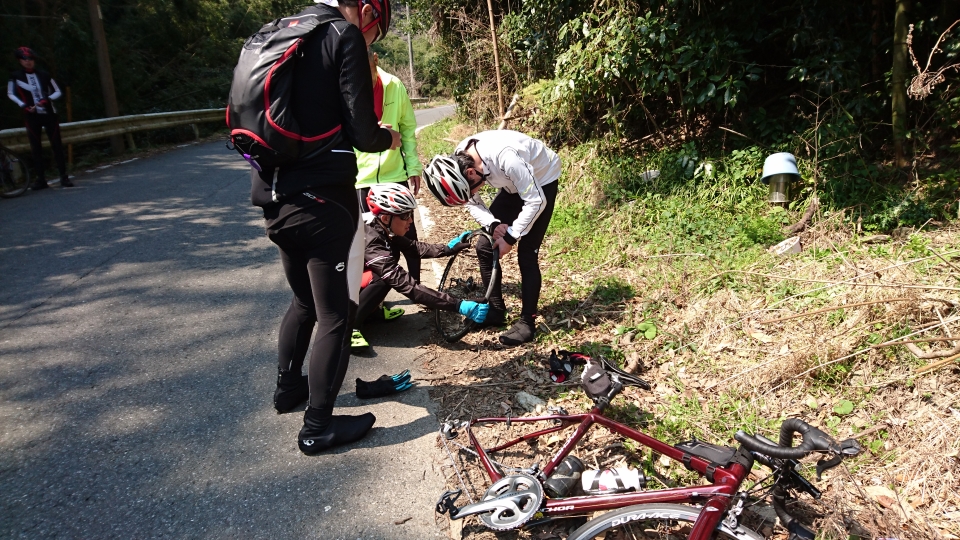 １回目のパンク修理