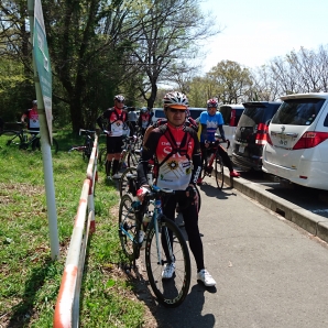 秋ヶ瀬公園休憩再出発です