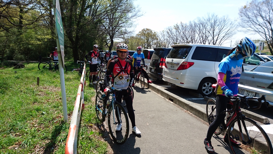 秋ヶ瀬公園休憩再出発です