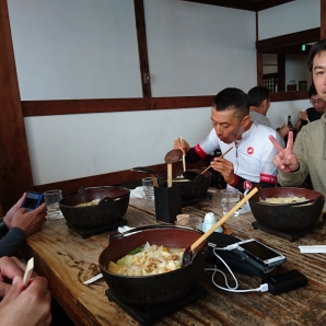 恒例のほうとう。旨いです