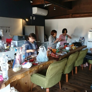 朝ごはん準備中