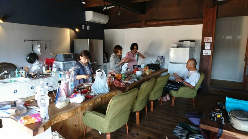 朝ごはん準備中