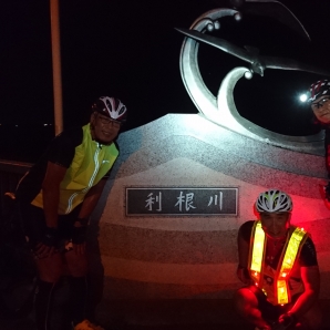 利根川サイクリングロード途中