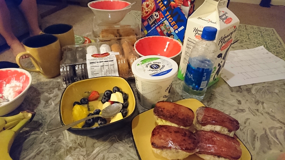 スタート会場に行く前に簡単に朝食