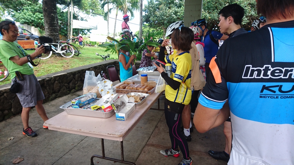 エイドで補給。氷がありがたかった