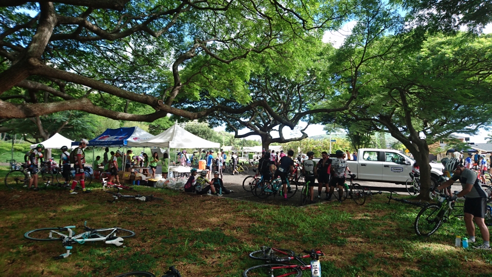 最後のエイド。ゴールしたくないよ～