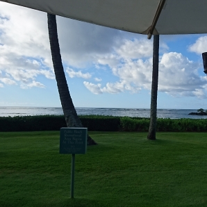 朝のカハラホテルのオープンガーデン