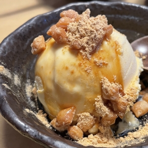 信玄アイス（ほうとう蔵 歩成 河口湖店）