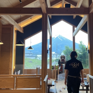 ほうとう蔵 歩成 河口湖店