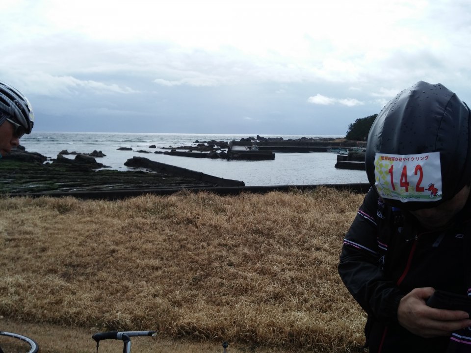 早く出発しないと寒くなってきた