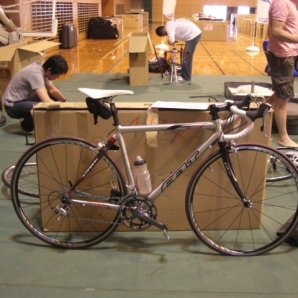 バイク受取会場