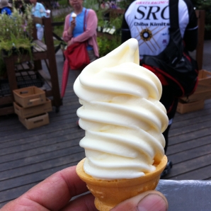 名物のソフトクリーム