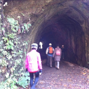 トンネルを抜けると・・