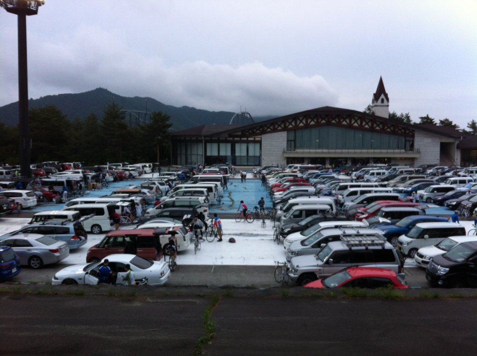 富士急ハイランド駐車場１