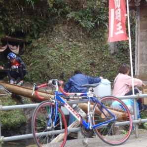 不動の滝　水汲み場