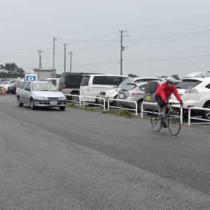 雨降っててさむ～